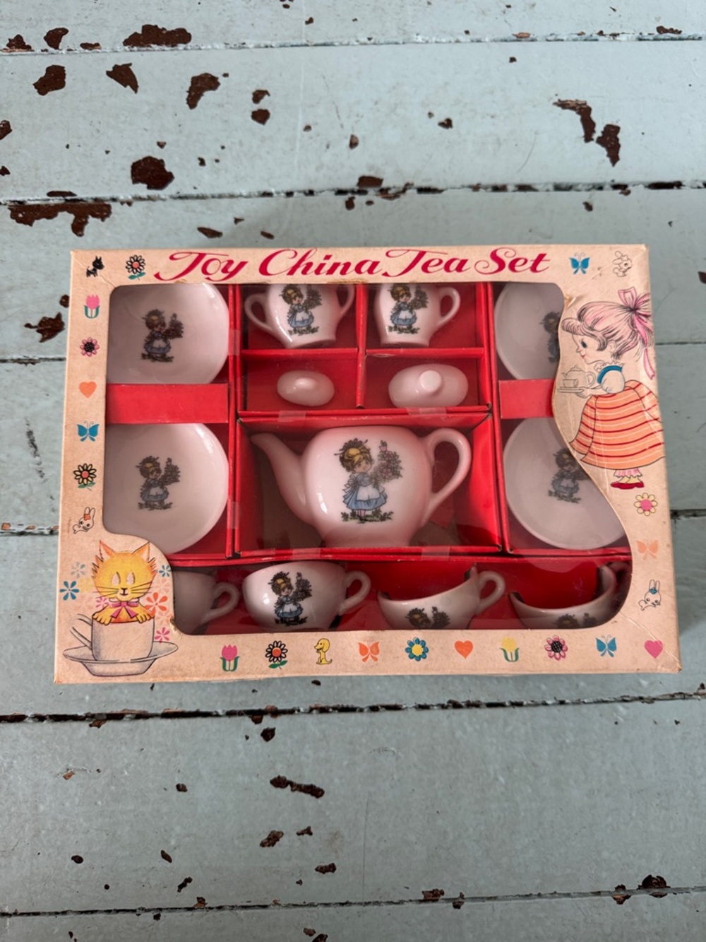 Vintage (50s-70’s) Child Minature Tea Set Made in Japan. Porcelain with decal
